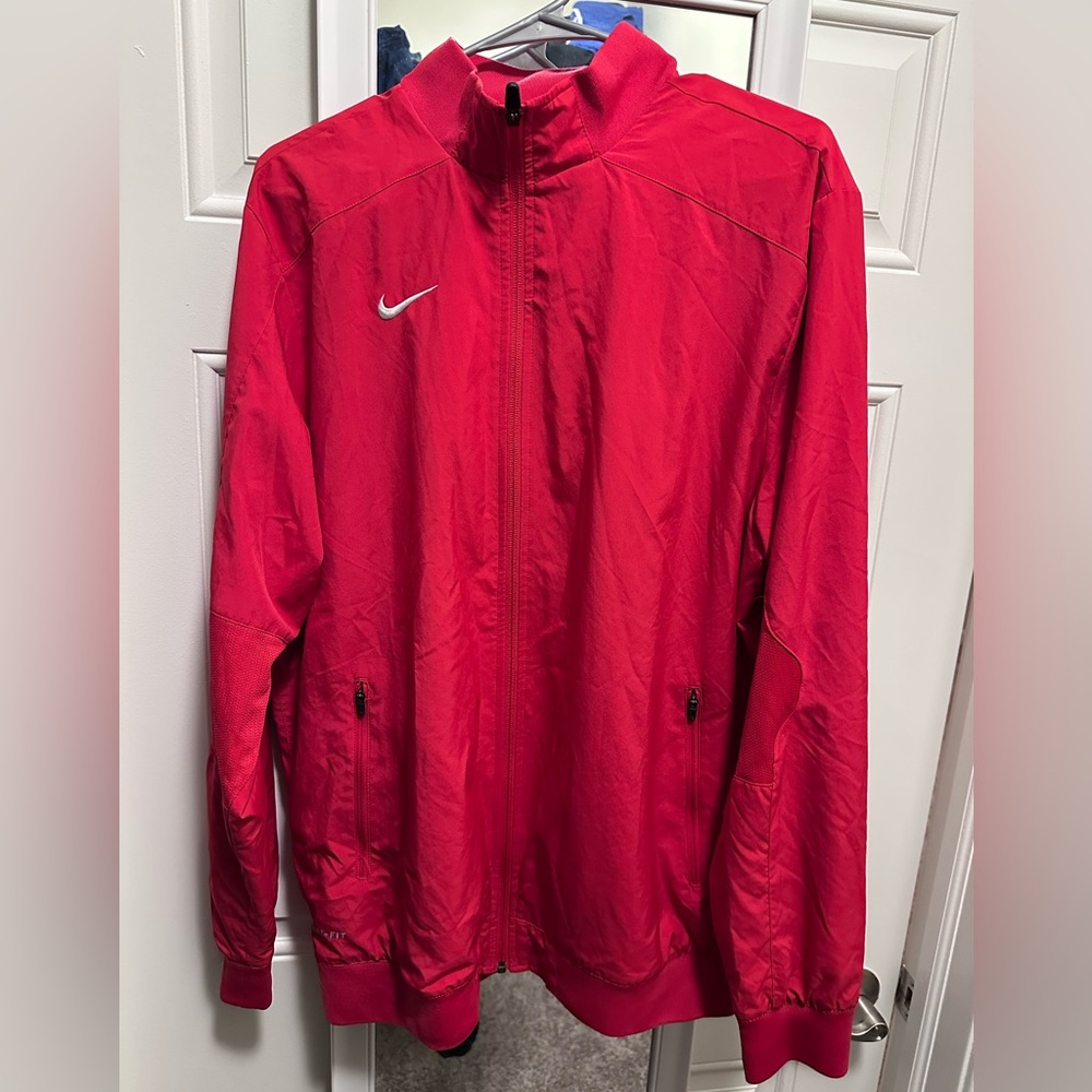Men’s Large Nike zip up jacket